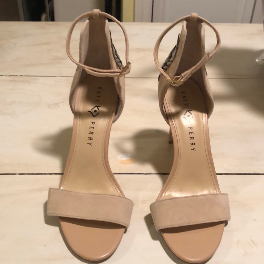 Katy Perry stilettos